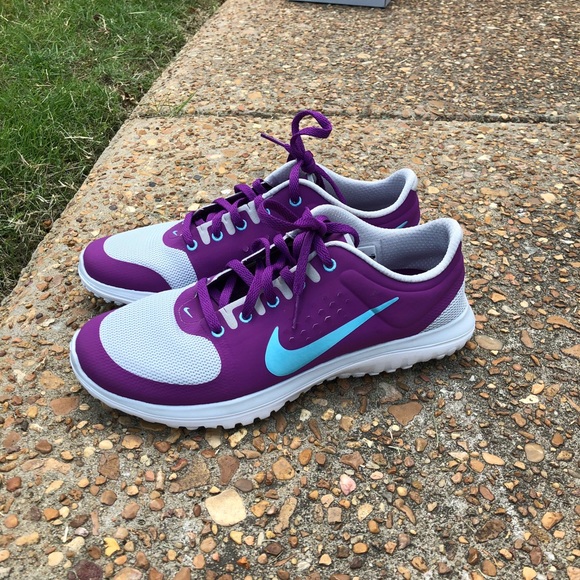 Nike Shoes - Nike Fit Sole